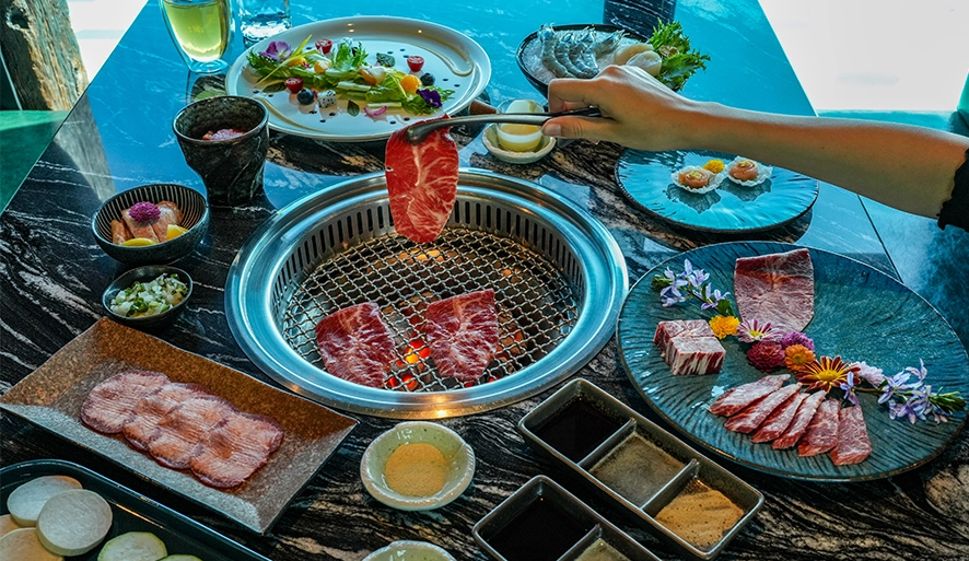 【上高地精品燒肉】全台海拔最高的日式燒肉餐廳，高級燒肉套餐+絕美山景好Chill！