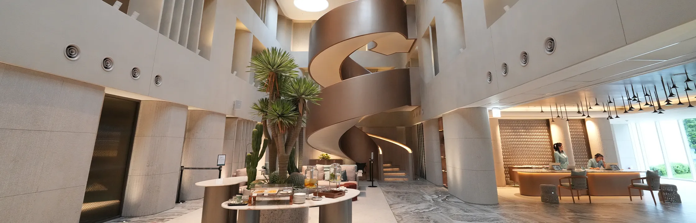 【Hotel dùa】超好拍景觀泳池,最chill的度假飯店!完整入住心得分享