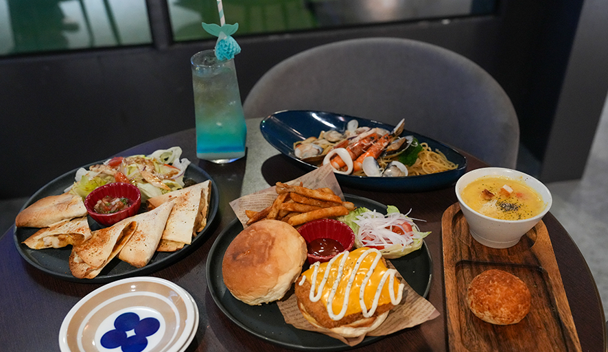 【Rock2餐酒館】港口附近的美食秘境，鬼頭刀漢堡、義大利麵必吃！
