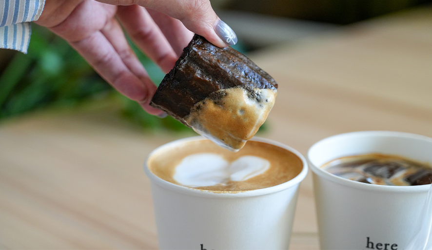 【here Kyoto 台南｜開山‧清水】京都人氣咖啡海外首店開箱，原味可麗露、焙茶拿鐵必點！