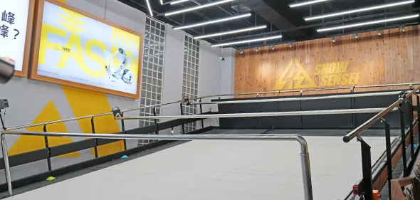 【SPK滑雪公園】專業教練師資帶你飛！先來室內滑雪場試試身手