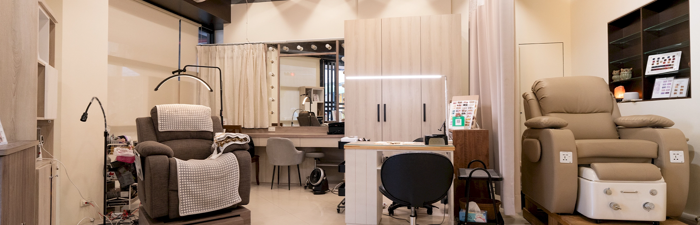 【Lin淋美甲】平價又好看的美甲體驗，熱門款式全都有！