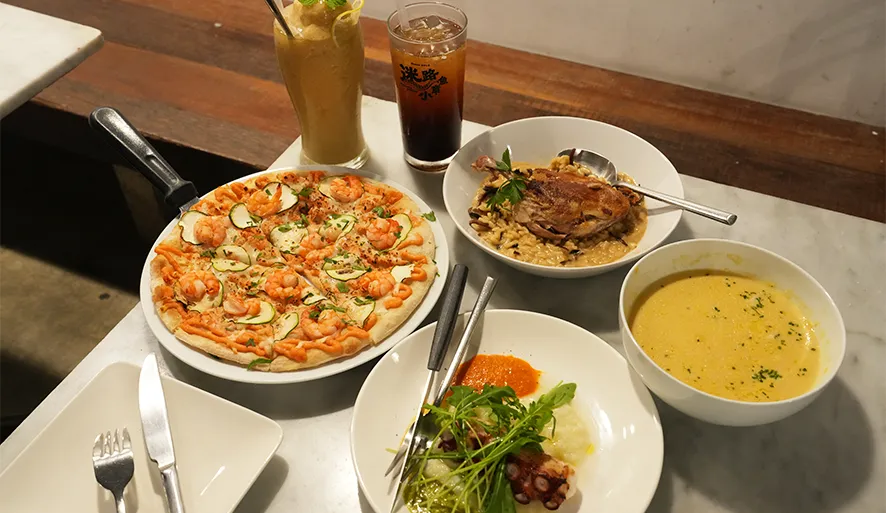 【迷路小章魚餐酒館】超人氣海景餐廳，看海吃飯超chill！必吃餐點、心得分享