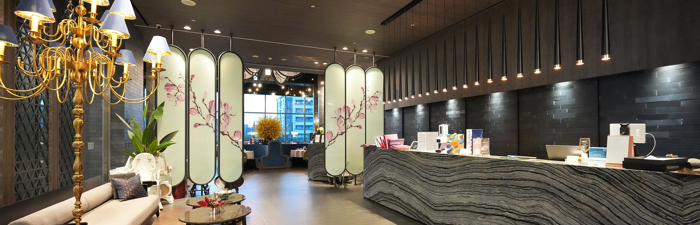 【逸薈軒】吃過一次就愛上的川揚料理，烤鴨三吃、菊花普洱茶必點！菜單、評價