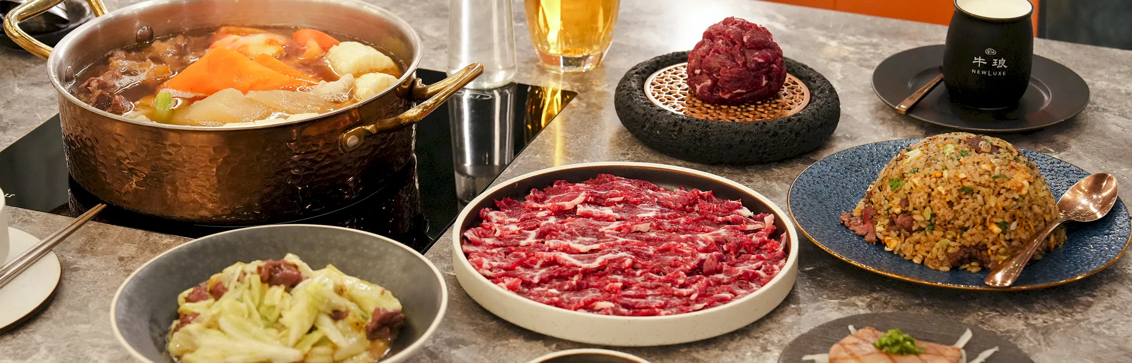 【牛琅溫體牛火鍋】每日新鮮直送的溫體牛，稀有部位吃得到！菜單