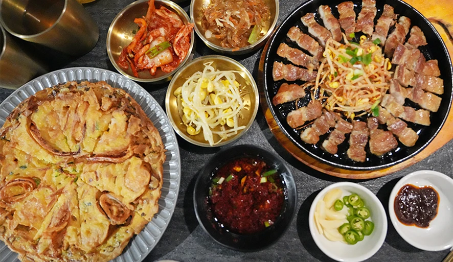 【儒城Yuseong韓式料理】藝人懷秋自家餐廳、林俊傑愛店！小菜麥茶無限續平價又好吃