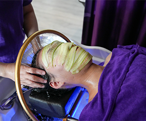 【紫色美人越式洗頭】經典越式洗髮體驗，專業洗頭＋按摩舒適到不想走！