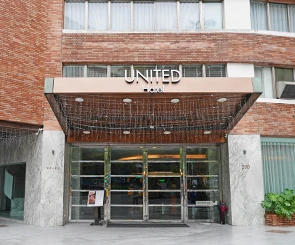 【國聯大飯店】演唱會結束3分鐘就回房間！大巨蛋旁，自助早餐豐盛、服務熱情