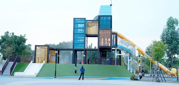 【草屯酷比親子運動公園】親子界天堂！3層樓貨櫃溜滑梯超好玩！停車場