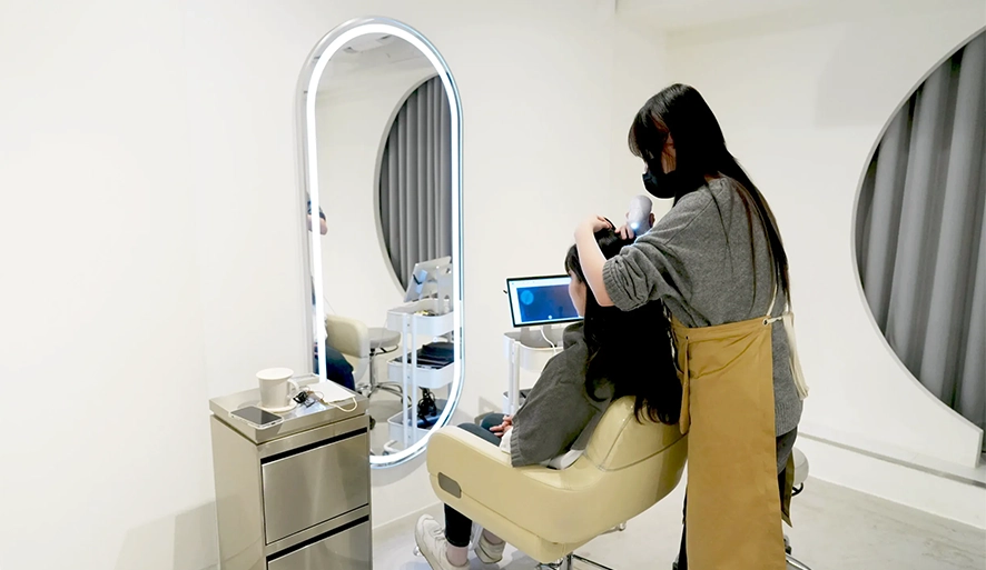 【初生生】跟頭皮屑掰掰！儀式感滿滿的沉浸式頭皮瑜珈！頭皮護理心得