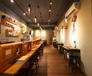 【初煦咖哩】征服埔里人的日式咖哩！16種香料熬製，寵物友善餐廳