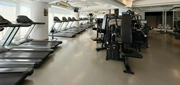 【美力健身中心】高CP值健身房！3層樓器材超豐富，單次入場價超親民