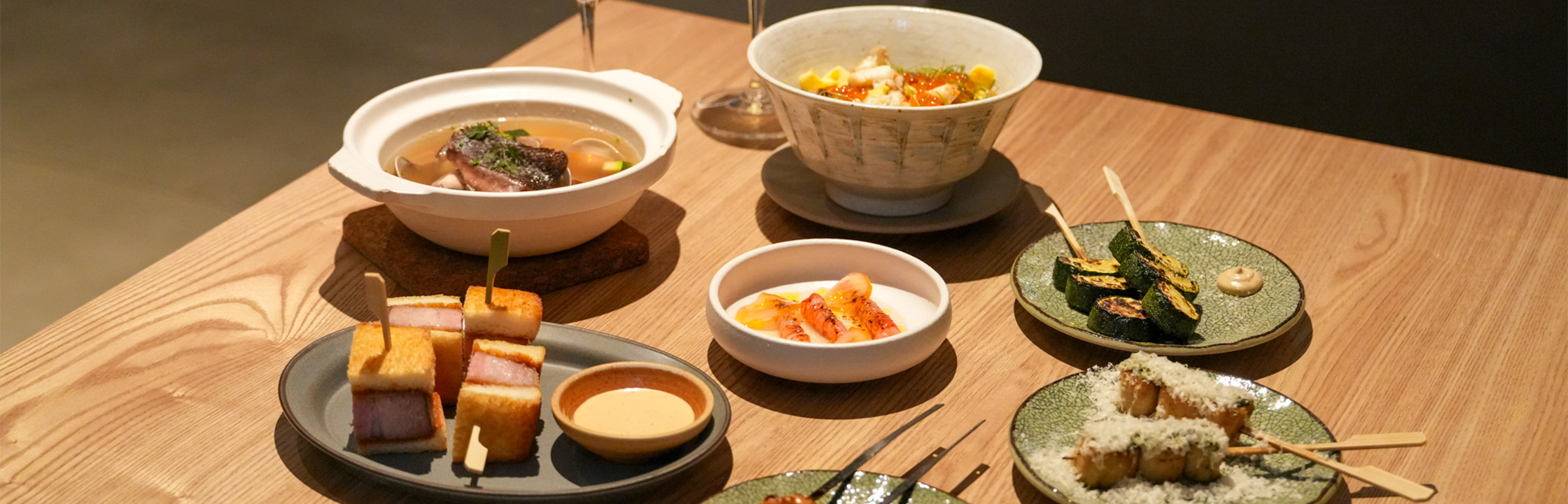 【喃 Nán】林百貨旁人氣餐酒館，每日限定龍蝦海鮮炊飯必點！價格、菜單