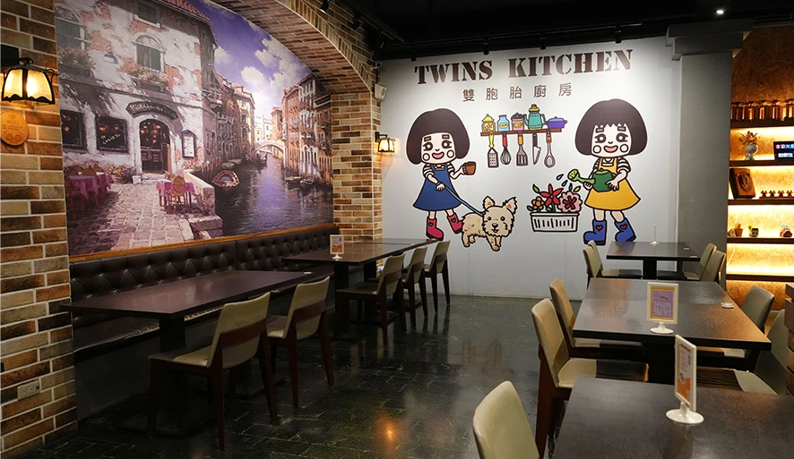 【雙胞胎廚房】當地人日常的聚會場所！餐點全時段供應，旗山人氣餐廳