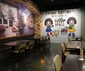 【雙胞胎廚房】當地人日常的聚會場所！餐點全時段供應，旗山人氣餐廳