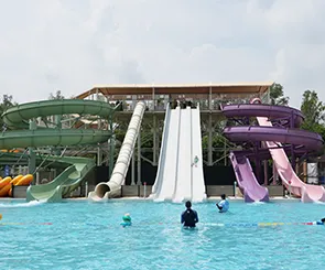 【芯浪國際滑板衝浪公園】最新開幕，全台唯一衝浪樂園！衝浪新手友善，票價、設施一次看