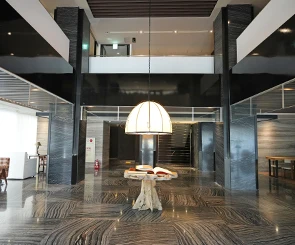 【嬉月地景酒店】老銀行大翻新！沉穩又溫潤的現代住宿風格